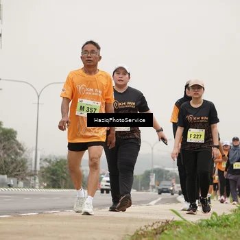 Runner Photo 8562541