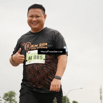 Runner Photo 8562657