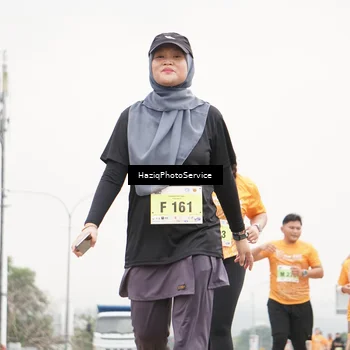 Runner Photo 8562686