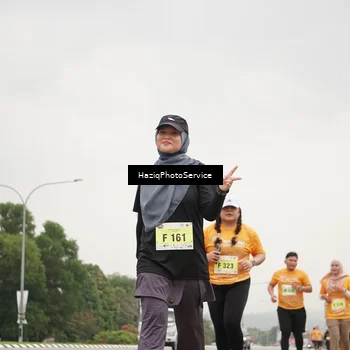 Runner Photo 8562698
