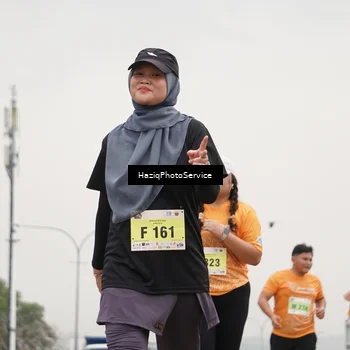 Runner Photo 8562703