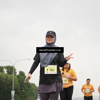 Runner Photo 8562725