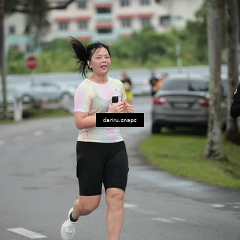 Runner Photo 8562736