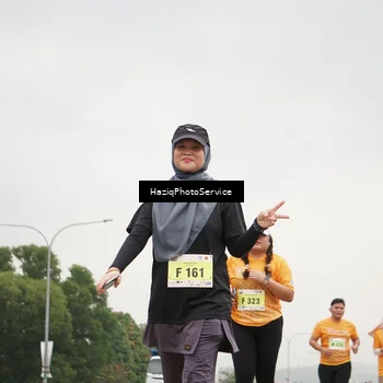Runner Photo 8562741