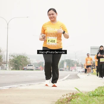 Runner Photo 8562902