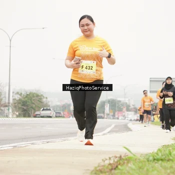 Runner Photo 8562913
