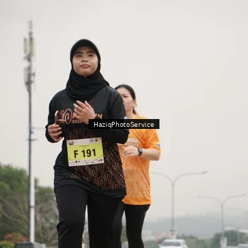 Runner Photo 8562926