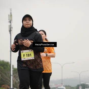 Runner Photo 8562931