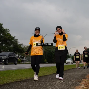 Runner Photo 8562951