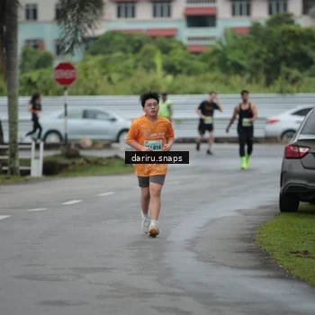 Runner Photo 8562976