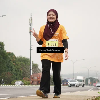 Runner Photo 8563039