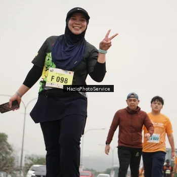 Runner Photo 8563097