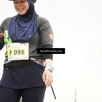 Runner Photo 8563115