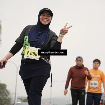 Runner Photo 8563138