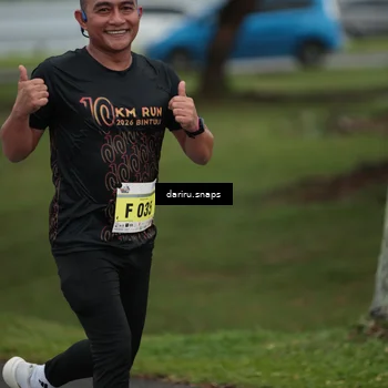 Runner Photo 8563183