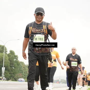 Runner Photo 8563203