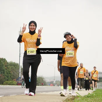 Runner Photo 8563363