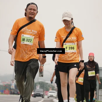 Runner Photo 8563396