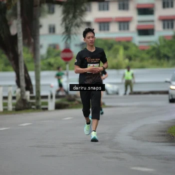 Runner Photo 8563454