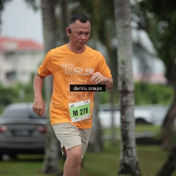 Runner Photo 8563455