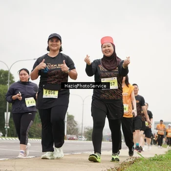 Runner Photo 8563457