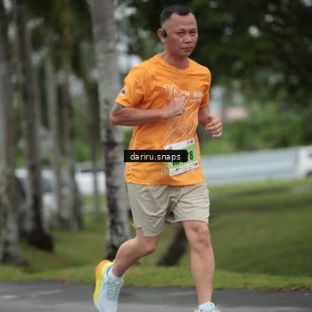Runner Photo 8563479