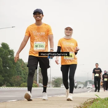 Runner Photo 8563481
