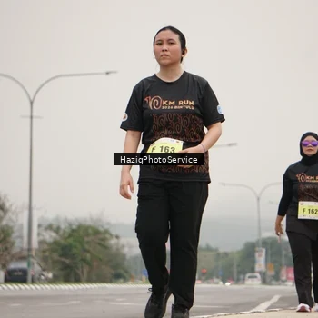 Runner Photo 8563487