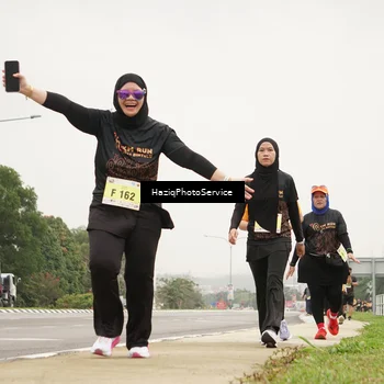 Runner Photo 8563535