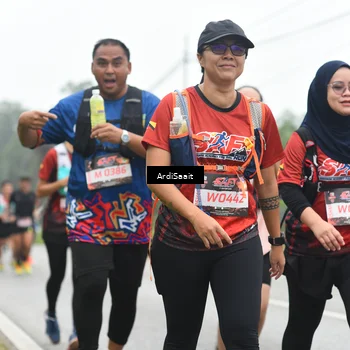 Runner Photo 8563576