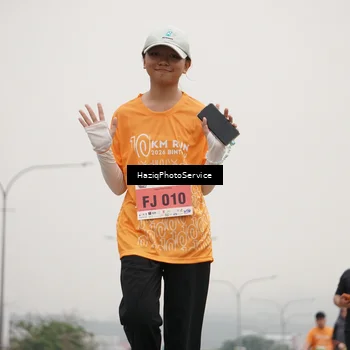 Runner Photo 8563648