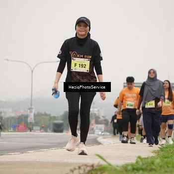 Runner Photo 8563692
