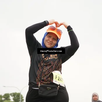 Runner Photo 8563702