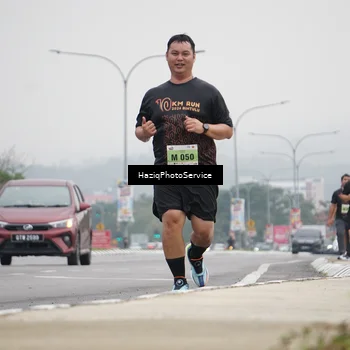Runner Photo 8563813