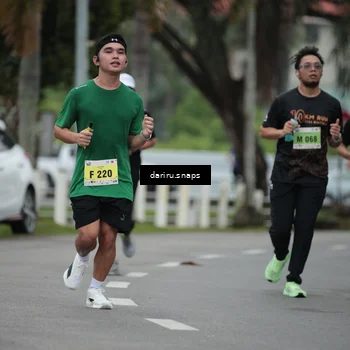 Runner Photo 8563824