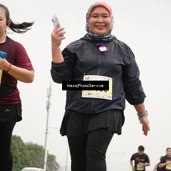 Runner Photo 8563915