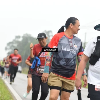 Runner Photo 8563928