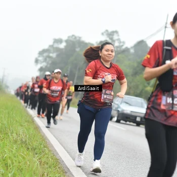 Runner Photo 8564001