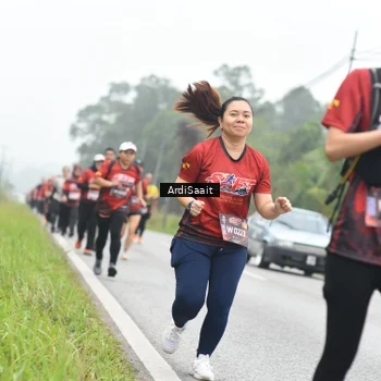 Runner Photo 8564002
