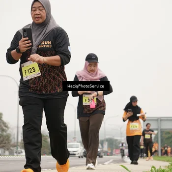 Runner Photo 8564059