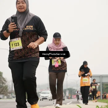 Runner Photo 8564060