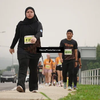 Runner Photo 8564073