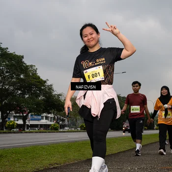 Runner Photo 8564074