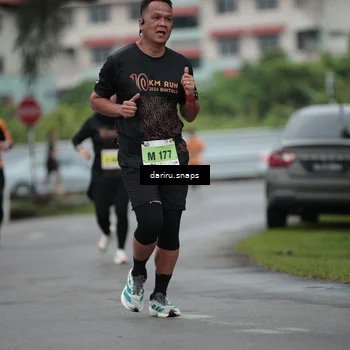 Runner Photo 8564091