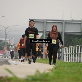 Runner Photo 8564097