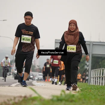 Runner Photo 8564131
