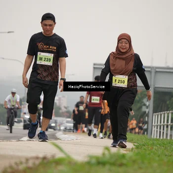 Runner Photo 8564140