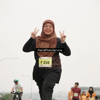 Runner Photo 8564157