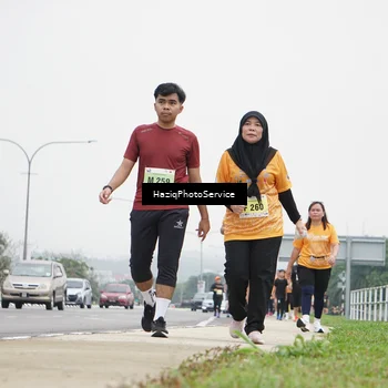 Runner Photo 8564187