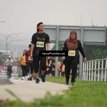 Runner Photo 8564200